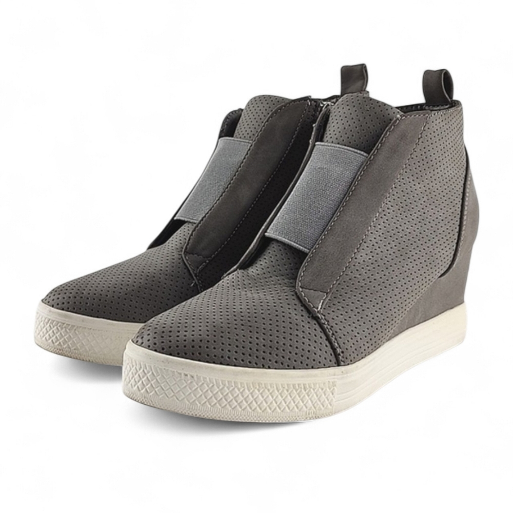 Catherine Malandrino Women’s Sabra Grey Wedge Ankle Boot Side Zip Size 6.5